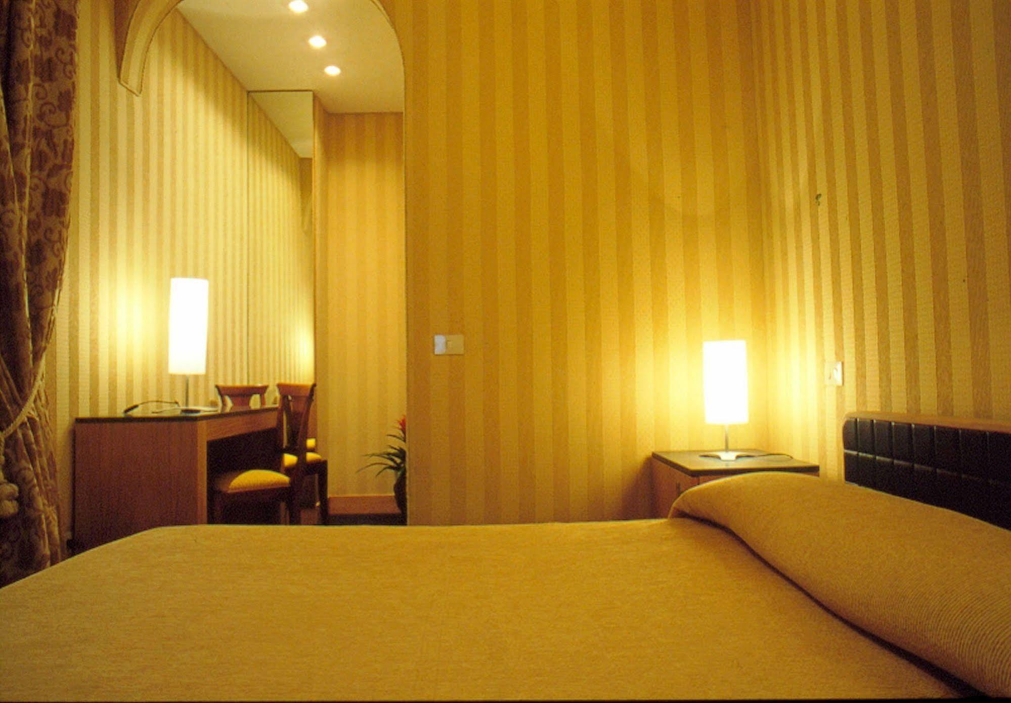 Hotel Lemon Garden Roma Exterior foto
